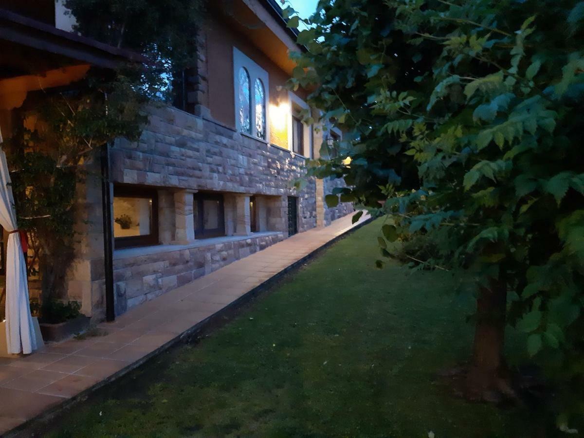 Hosteria Las Fuentes Rubayo Exterior foto